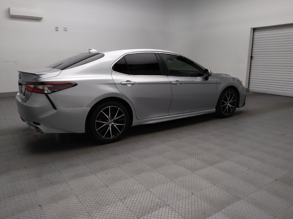 2021 Toyota Camry in Oklahoma City, OK 73139 - 18095448 10