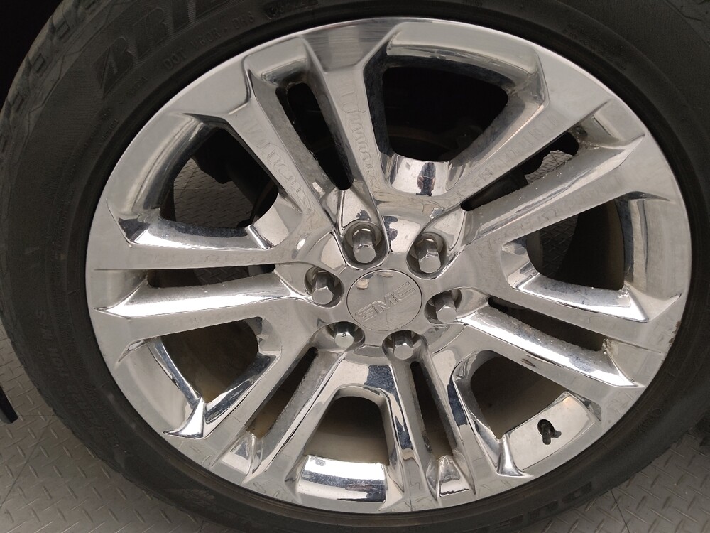 2017 GMC Yukon XL in Plano, TX 75074 - 18095452 31