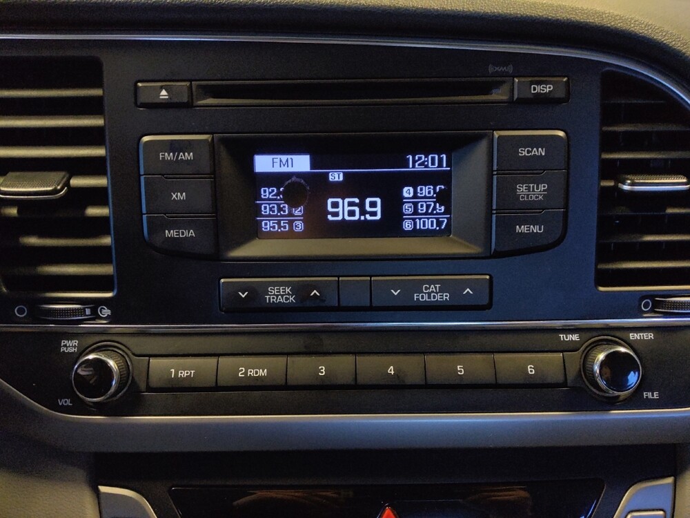 2017 Hyundai Elantra in Tucson, AZ 85705 - 18095458 25