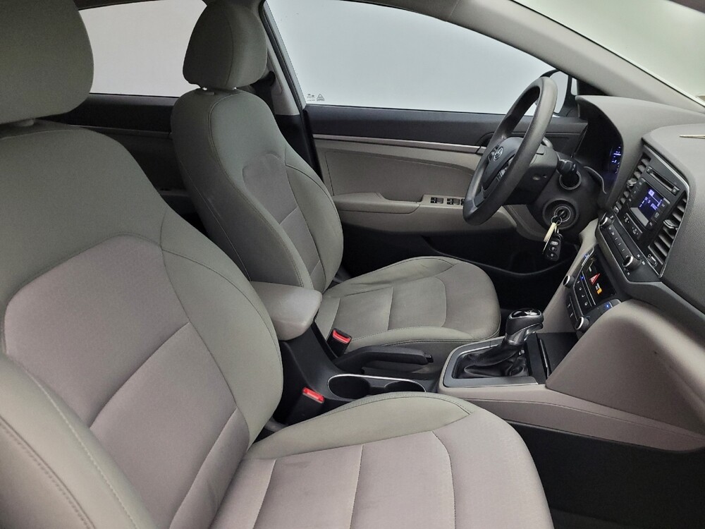 2017 Hyundai Elantra in Tucson, AZ 85705 - 18095458 21