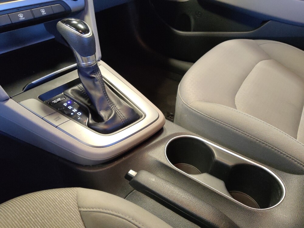 2017 Hyundai Elantra in Tucson, AZ 85705 - 18095458 26