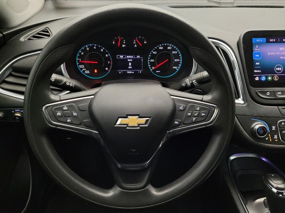2020 Chevrolet Malibu in Glendale, AZ 85301 - 18095461 22