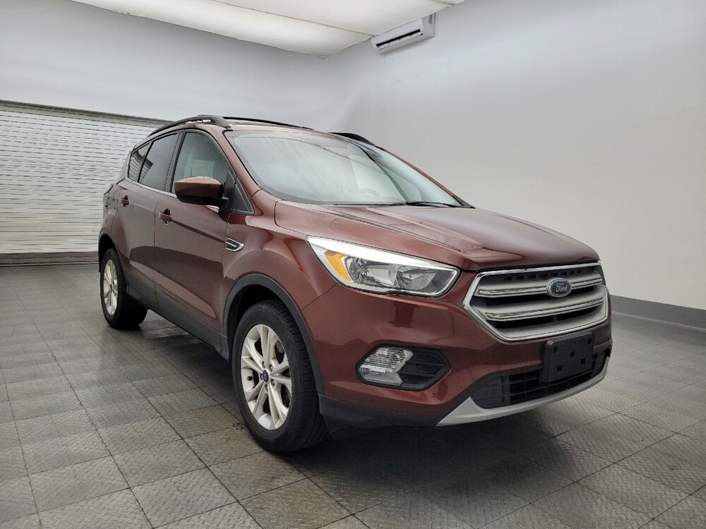 2018 Ford Escape in Glendale, AZ 85301 - 18095462 13