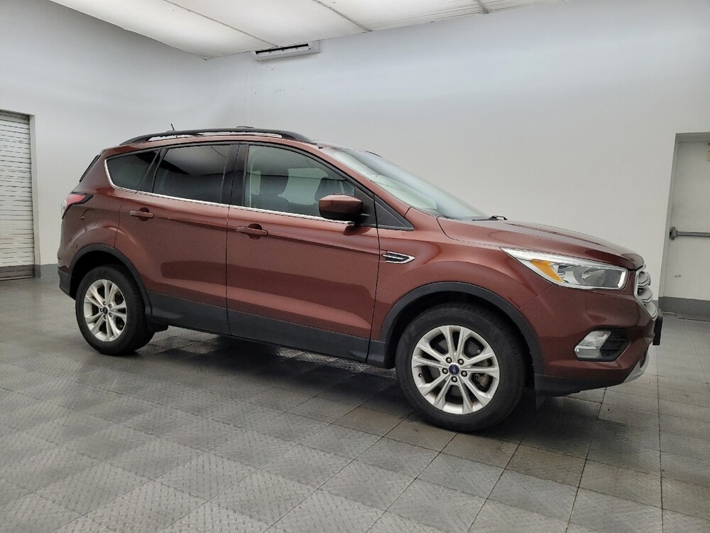 2018 Ford Escape in Glendale, AZ 85301 - 18095462 11