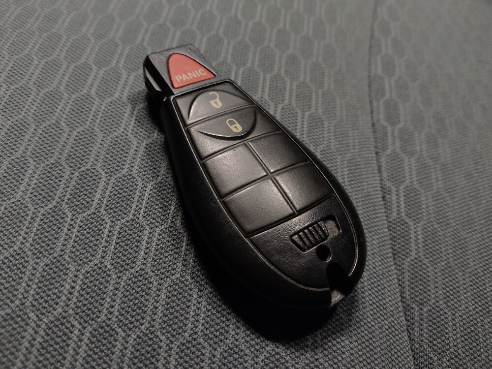 2018 RAM 1500 in Glendale, AZ 85301 - 18095463 32