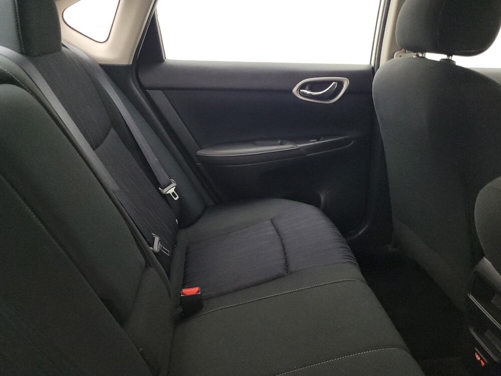 2019 Nissan Sentra in Fort Myers, FL 33907 - 18095464 19