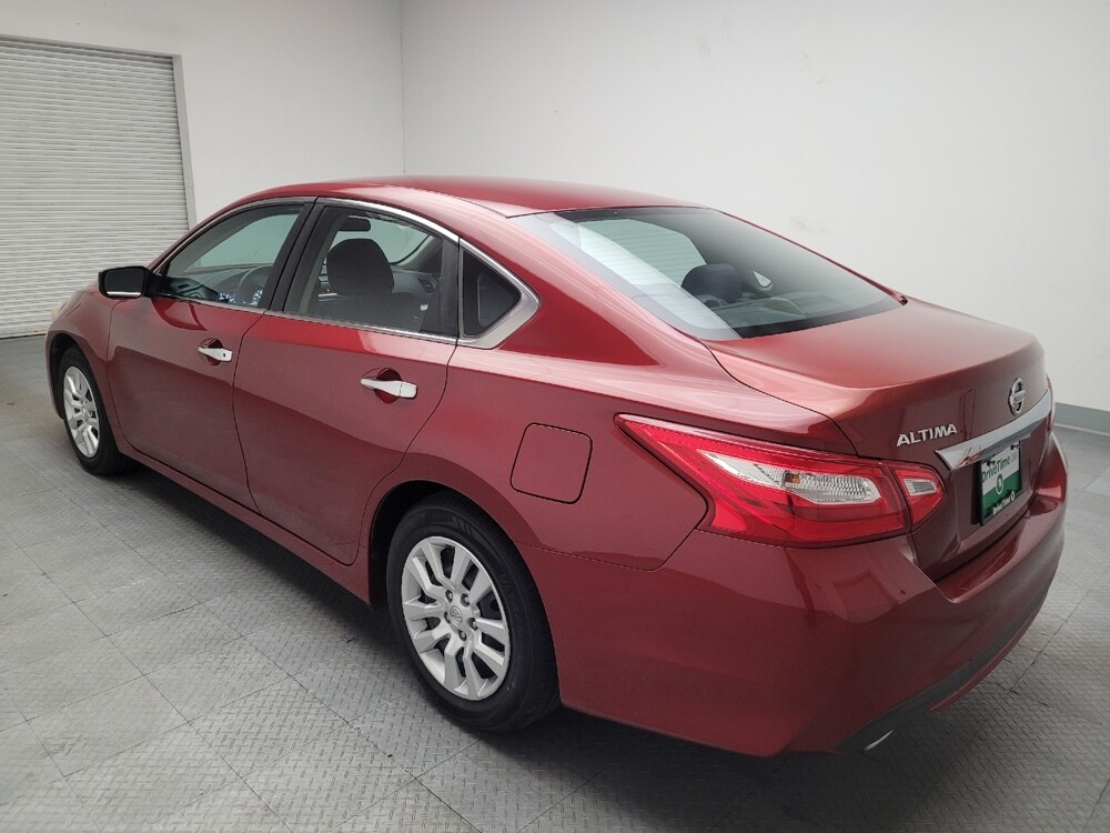 2016 Nissan Altima in Riverside, CA 92504 - 18095466 5