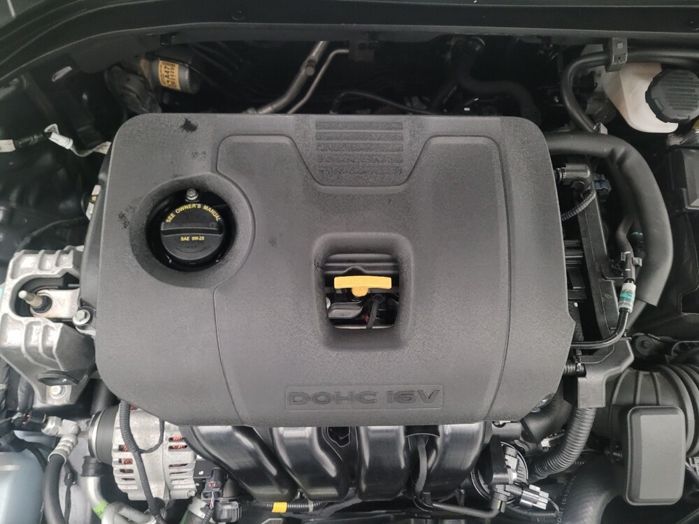 2020 Hyundai Elantra in Riverside, CA 92504 - 18095467 30