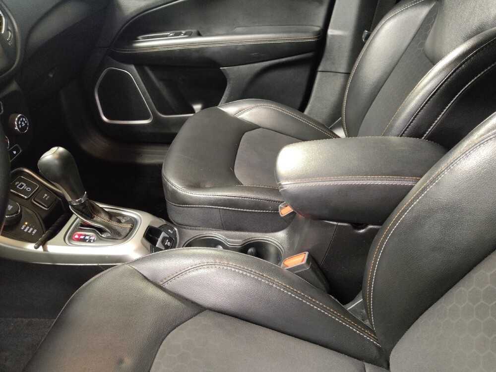 2018 Jeep Compass in Bradenton, FL 34207 - 18095473 26