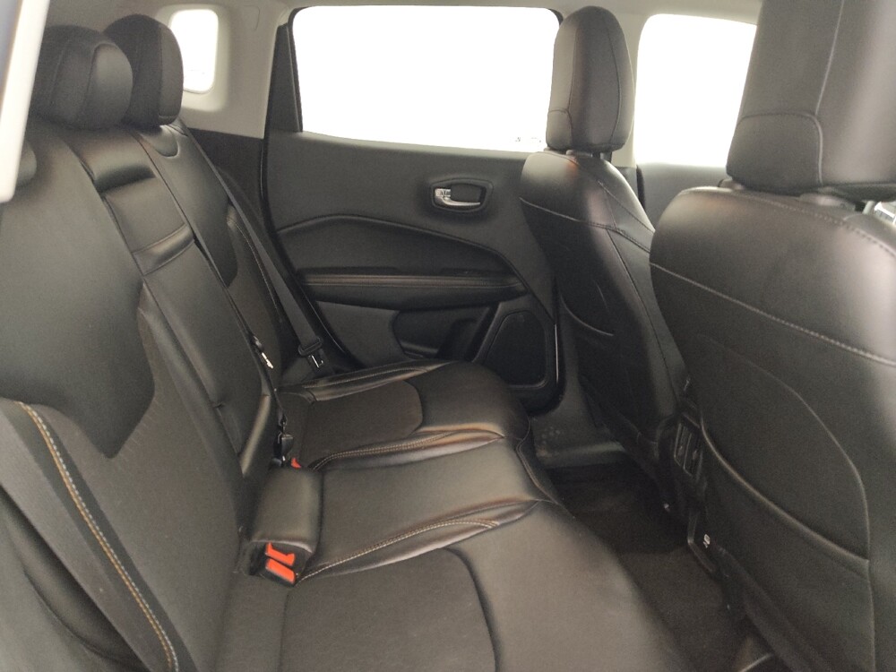 2018 Jeep Compass in Bradenton, FL 34207 - 18095473 19