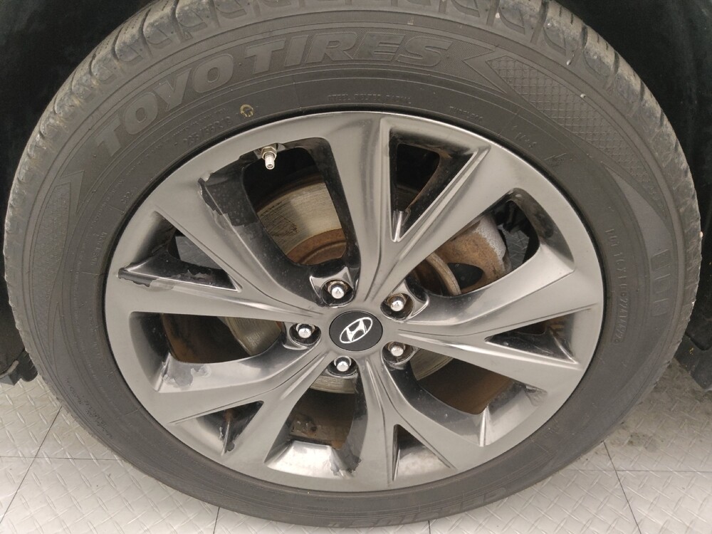 2018 Hyundai Santa Fe in Tampa, FL 33612 - 18095474 31