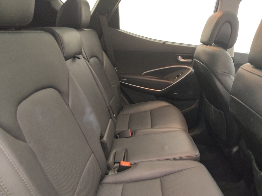 2018 Hyundai Santa Fe in Tampa, FL 33612 - 18095474 19