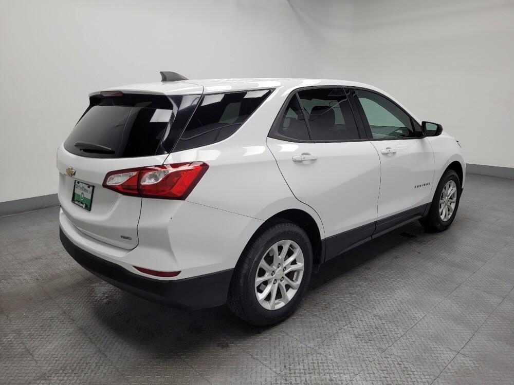 2019 Chevrolet Equinox in Las Vegas, NV 89104 - 18095479 10