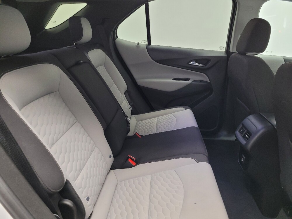 2019 Chevrolet Equinox in Las Vegas, NV 89104 - 18095479 19