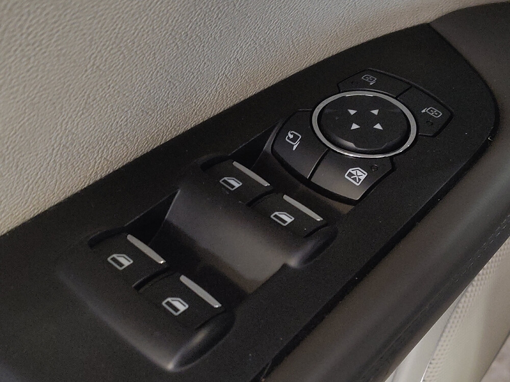 2017 Lincoln MKX in Jacksonville, FL 32210 - 18095480 27