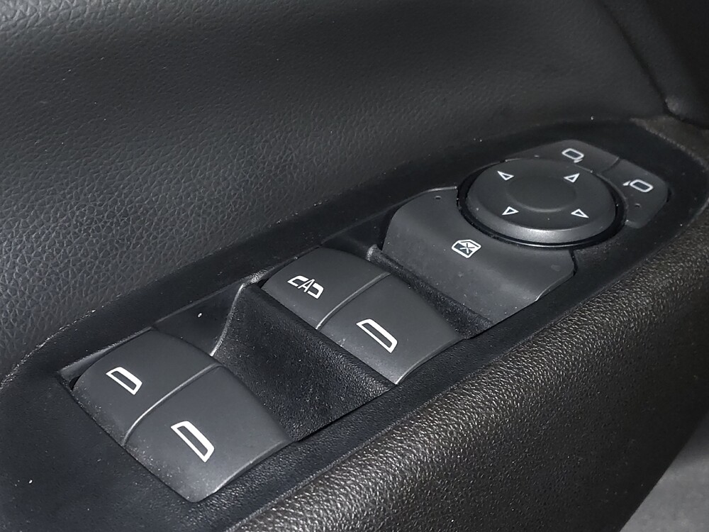 2018 Chevrolet Equinox in Pensacola, FL 32505 - 18095486 27