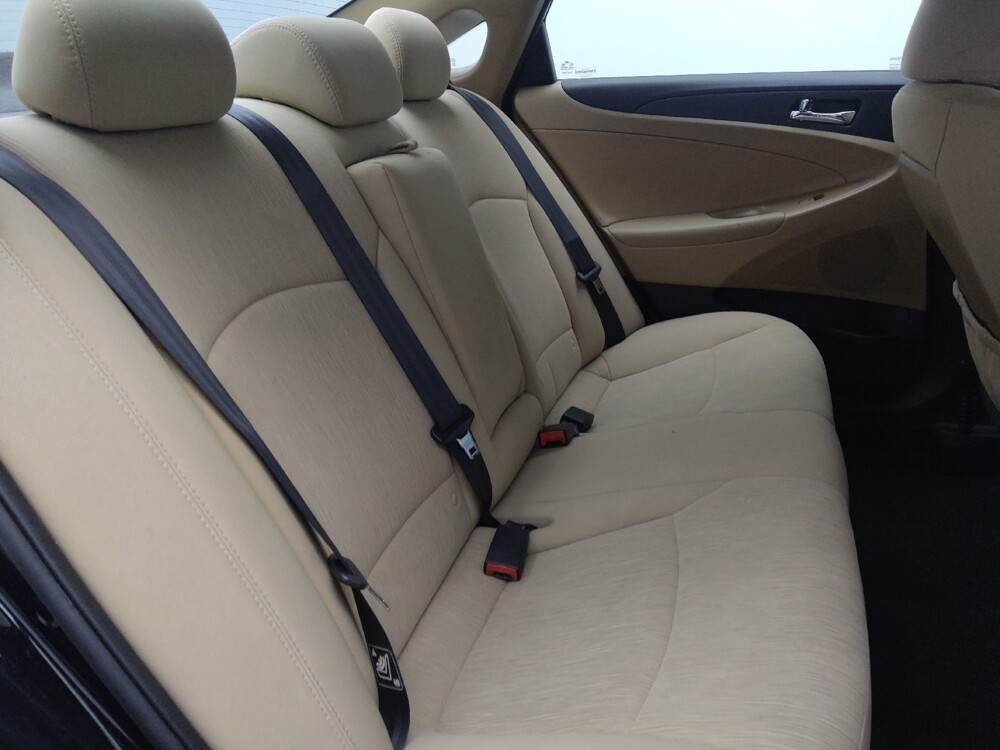 2014 Hyundai Sonata in Jacksonville, FL 32210 - 18095498 19