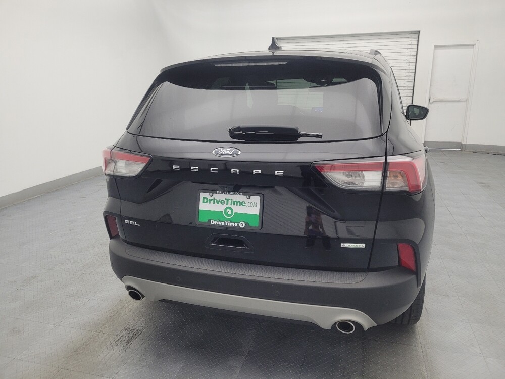 2020 Ford Escape in Greenville, SC 29607 - 18095502 7