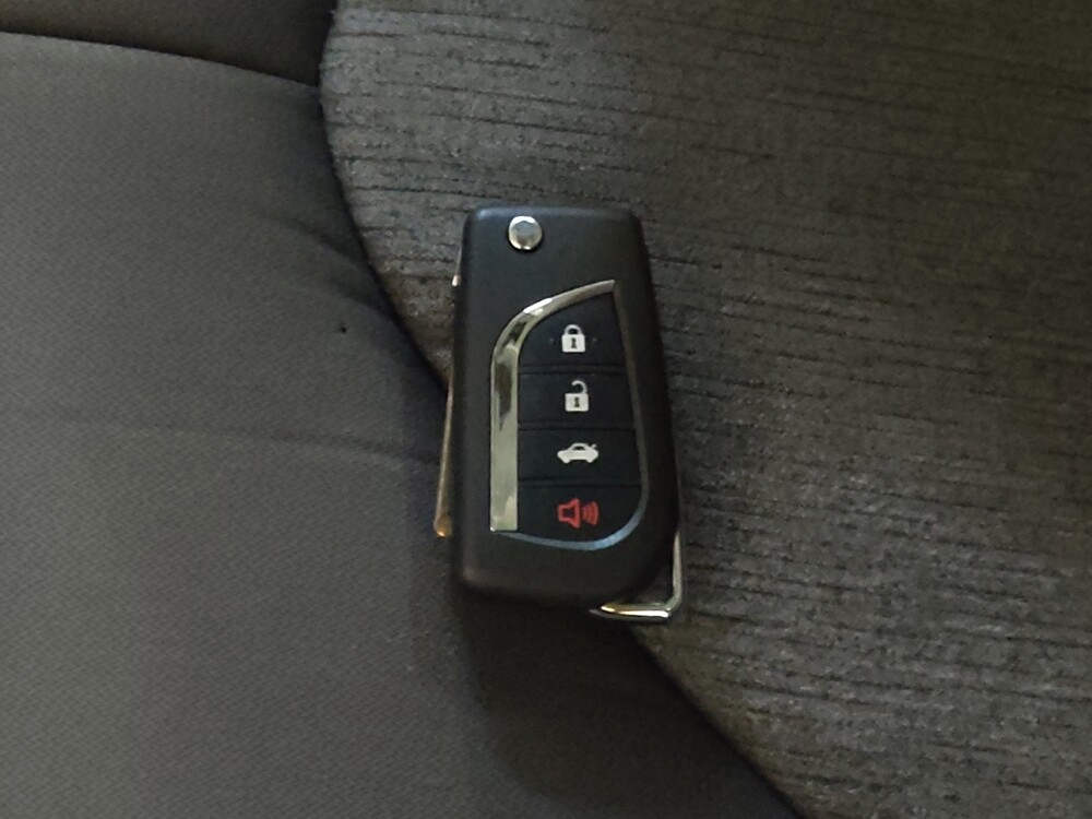 2021 Toyota Camry in Winston-Salem, NC 27103 - 18095512 32