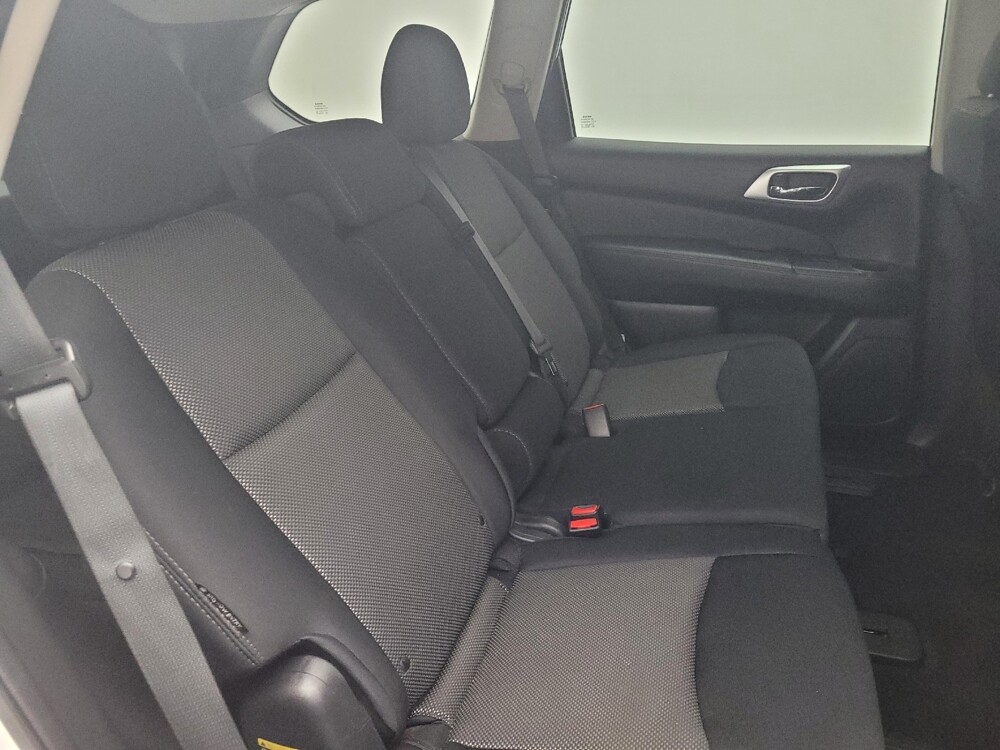 2019 Nissan Pathfinder in Raleigh, NC 27604 - 18095516 19