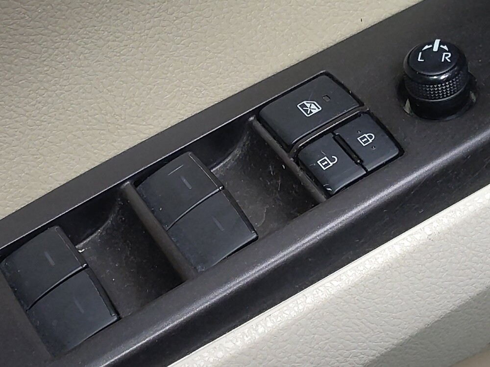 2021 Toyota Camry in Raleigh, NC 27604 - 18095518 27