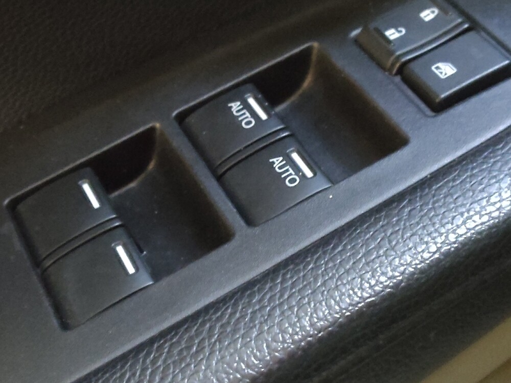 2016 Honda Pilot in Greenville, SC 29607 - 18095523 27