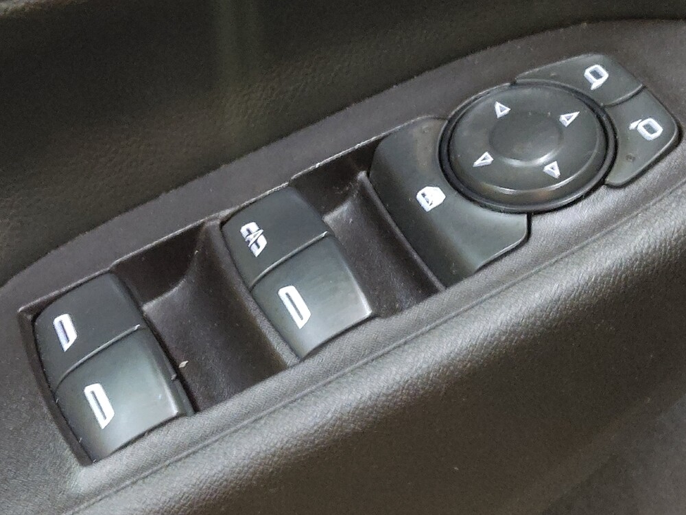 2020 Chevrolet Equinox in Conway, SC 29526 - 18095525 27