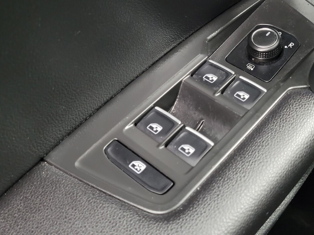 2020 Volkswagen Tiguan in Memphis, TN 38128 - 18095531 27