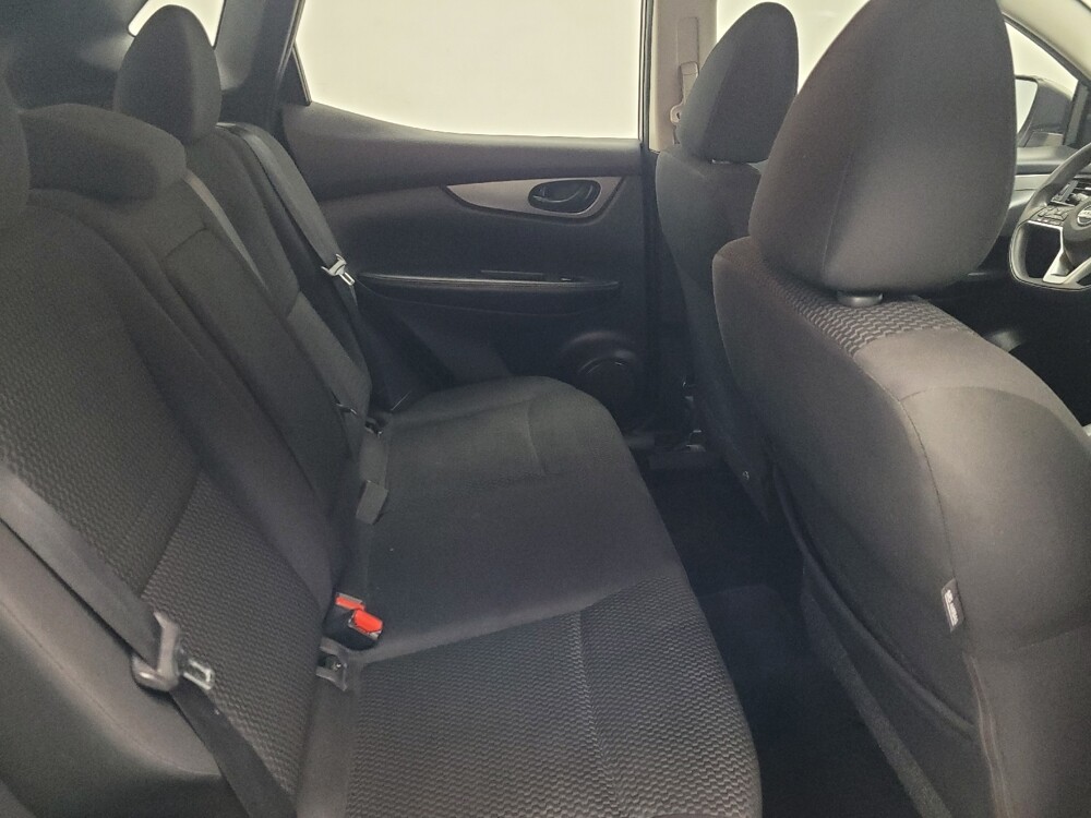 2018 Nissan Rogue Sport in Memphis, TN 38115 - 18095536 19