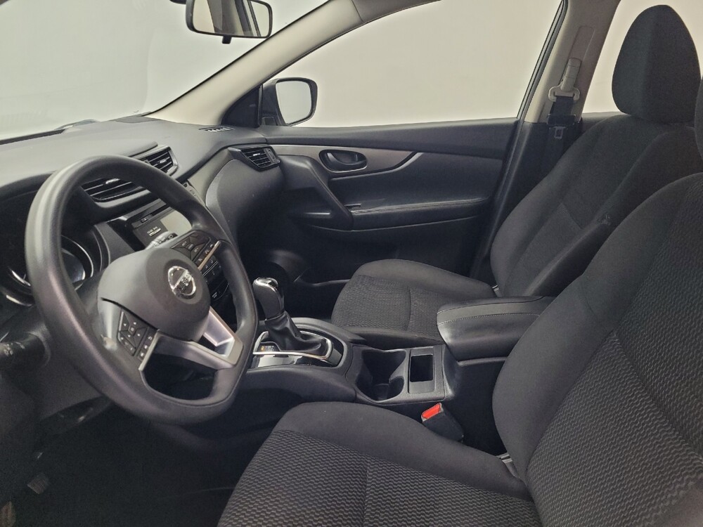 2018 Nissan Rogue Sport in Memphis, TN 38115 - 18095536 17