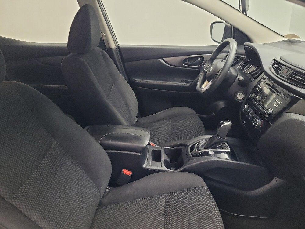 2018 Nissan Rogue Sport in Memphis, TN 38115 - 18095536 21