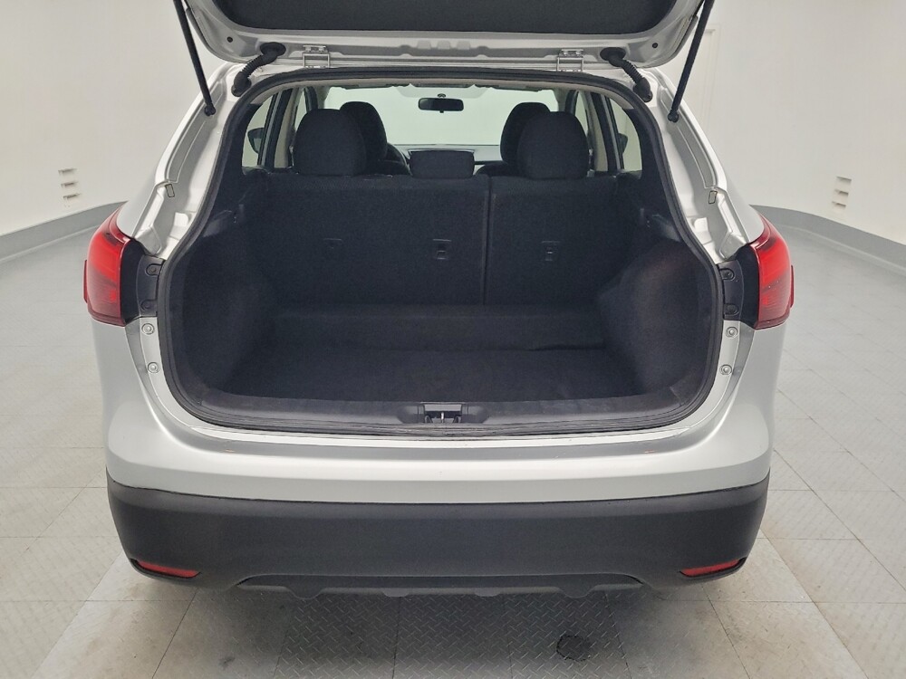 2018 Nissan Rogue Sport in Memphis, TN 38115 - 18095536 29