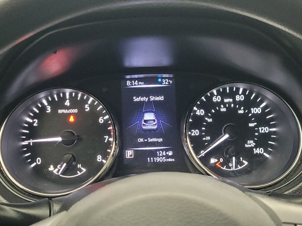 2018 Nissan Rogue Sport in Memphis, TN 38115 - 18095536 23