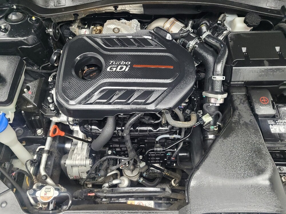 2017 Kia Optima in Memphis, TN 38115 - 18095539 30