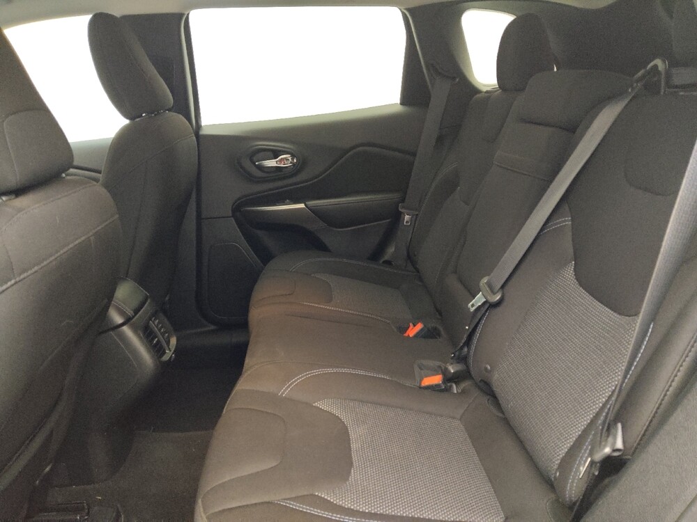 2019 Jeep Cherokee in Albuquerque, NM 87123 - 18095542 18