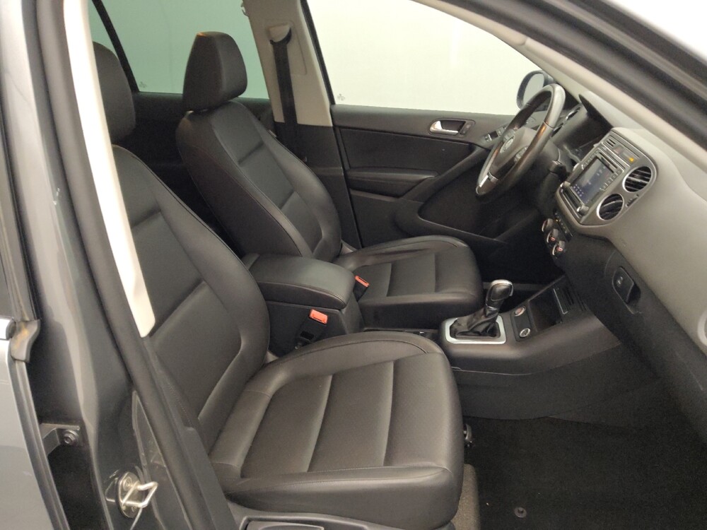 2016 Volkswagen Tiguan in San Antonio, TX 78238 - 18095544 21