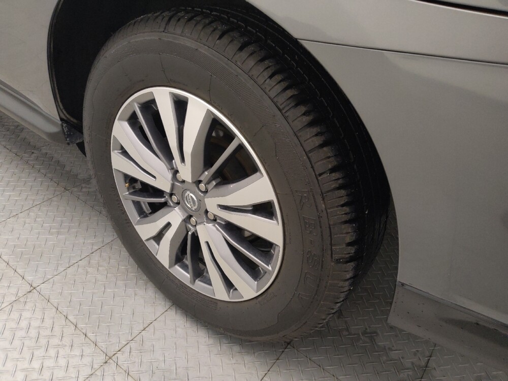 2020 Nissan Pathfinder in Baton Rouge, LA 70816 - 18095546 31