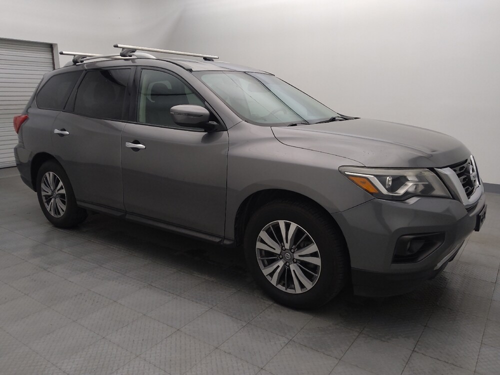 2020 Nissan Pathfinder in Baton Rouge, LA 70816 - 18095546 11