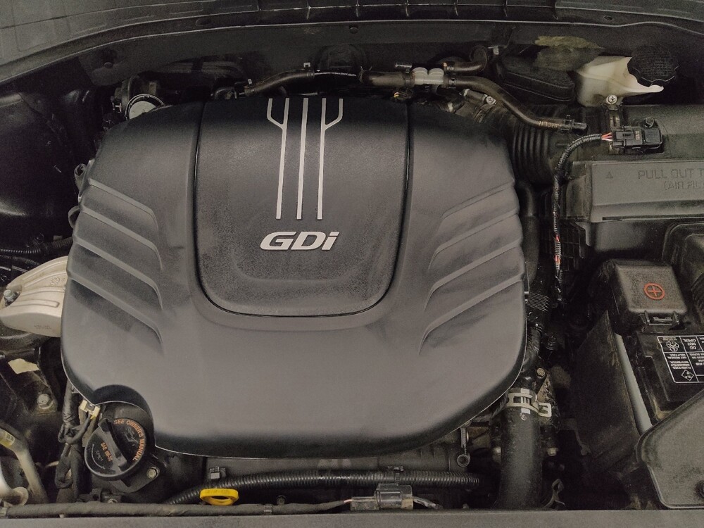 2018 Kia Sorento in Houston, TX 77034 - 18095552 30