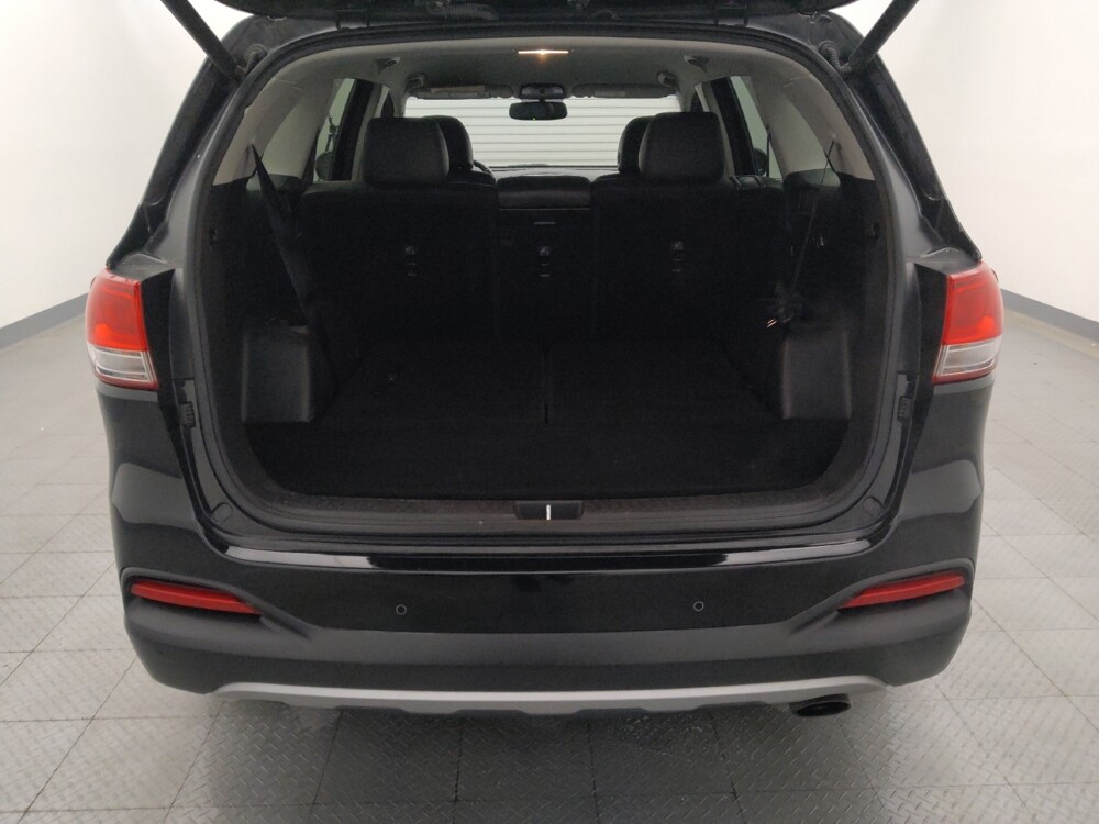2018 Kia Sorento in Houston, TX 77034 - 18095552 29