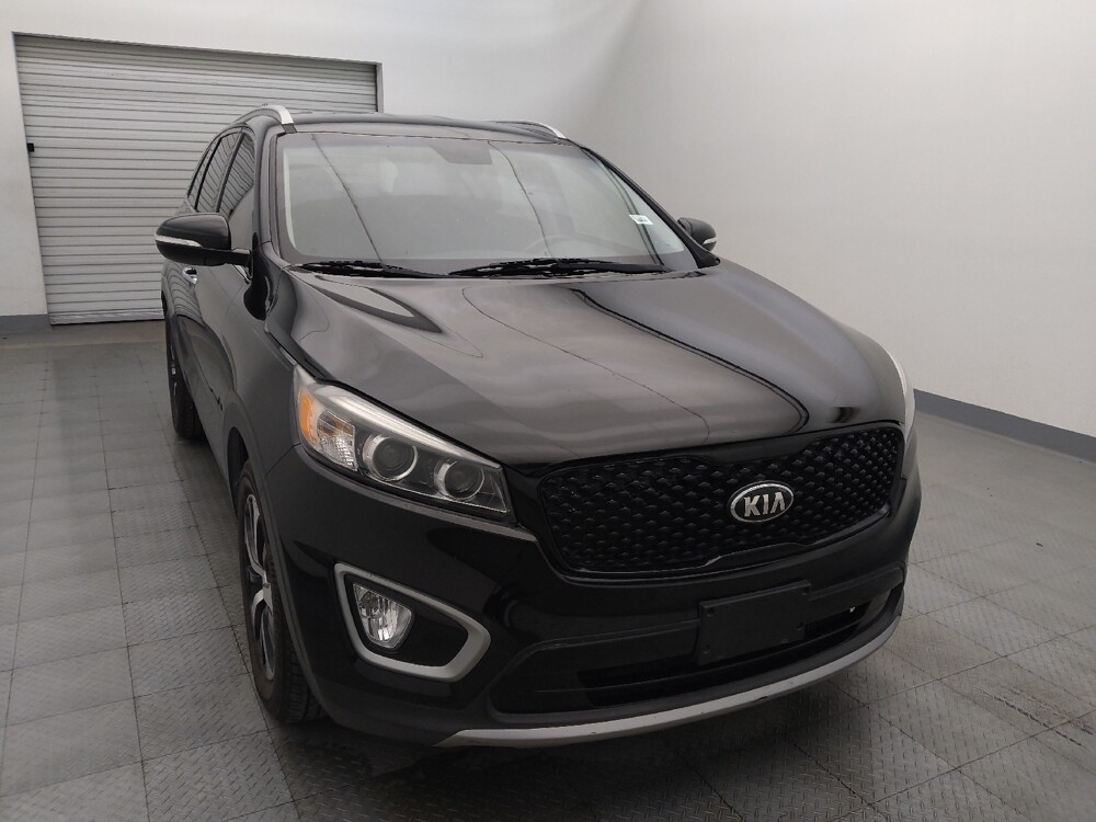 2018 Kia Sorento in Houston, TX 77034 - 18095552 14
