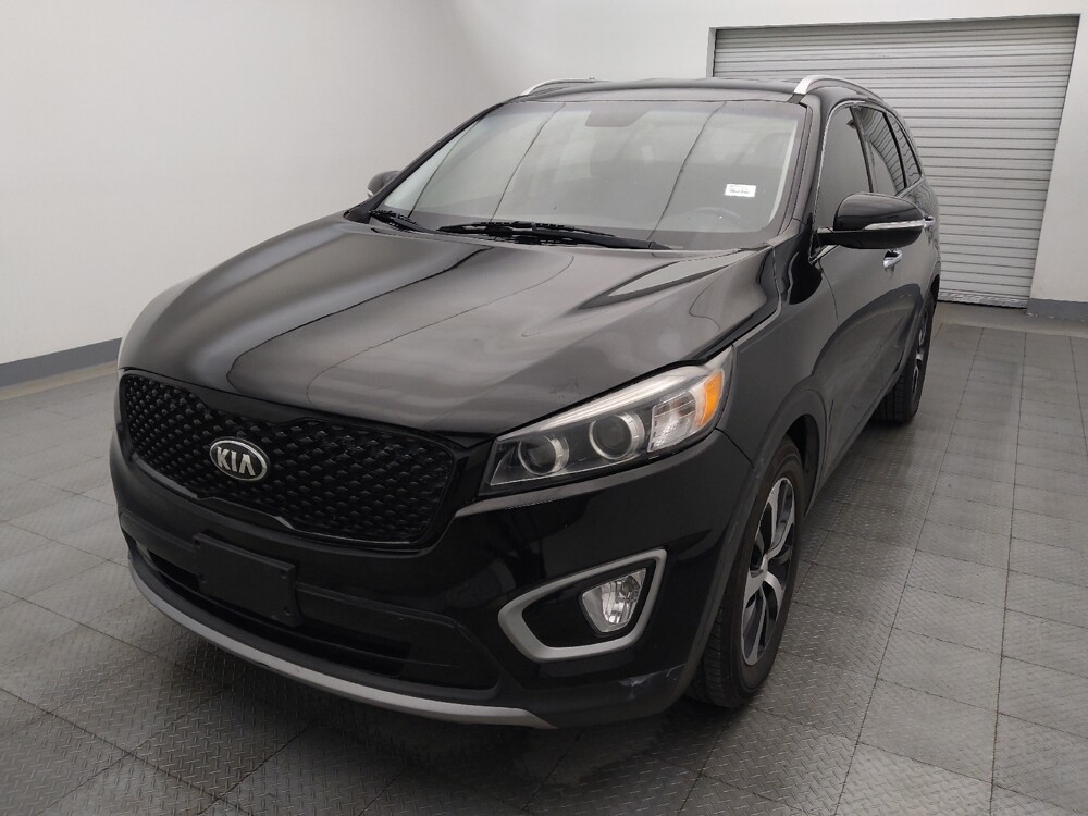 2018 Kia Sorento in Houston, TX 77034 - 18095552 15