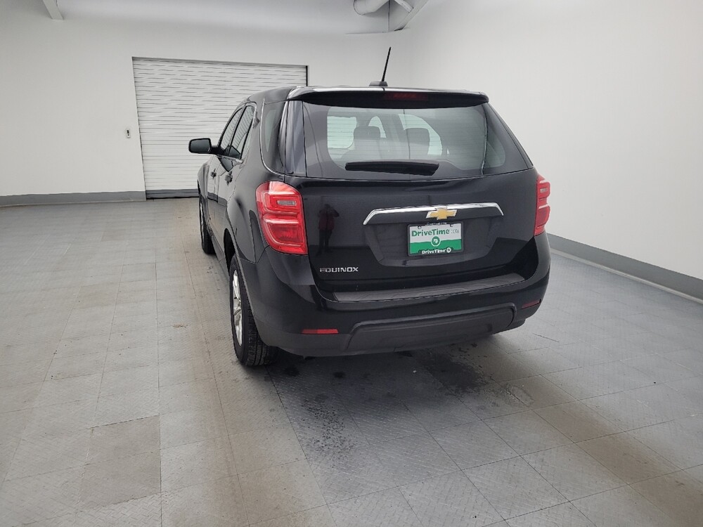 2017 Chevrolet Equinox in Miamisburg, OH 45342 - 18095559 6