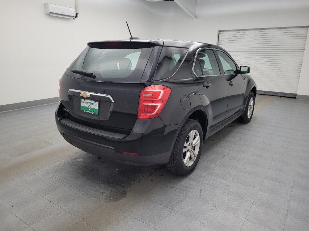 2017 Chevrolet Equinox in Miamisburg, OH 45342 - 18095559 9