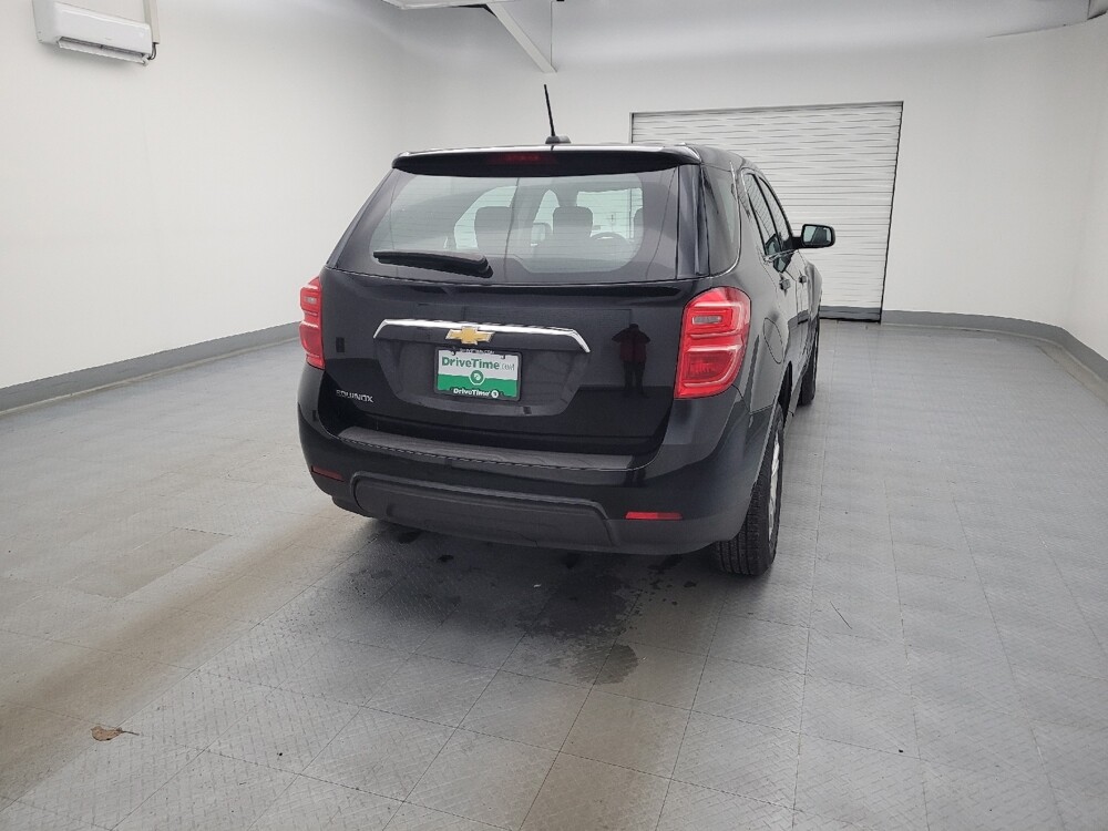 2017 Chevrolet Equinox in Miamisburg, OH 45342 - 18095559 7