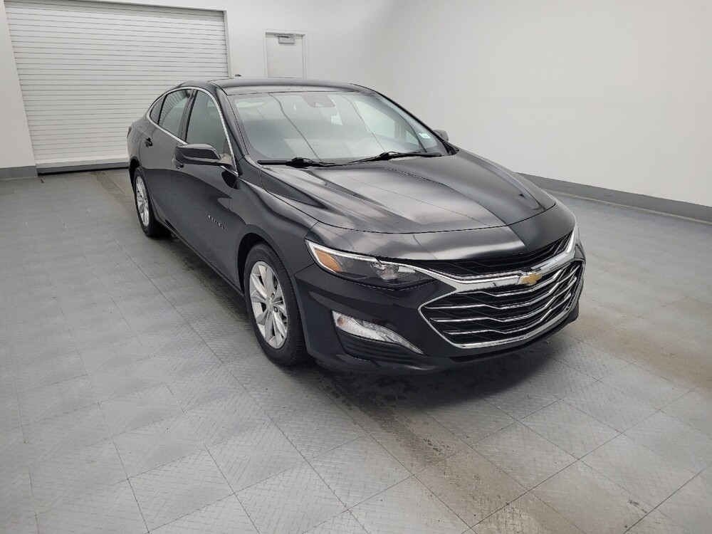 2019 Chevrolet Malibu in Columbus, OH 43231 - 18095560 13