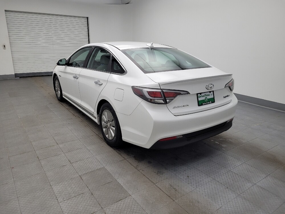 2017 Hyundai Sonata in Columbus, OH 43228 - 18095563 5