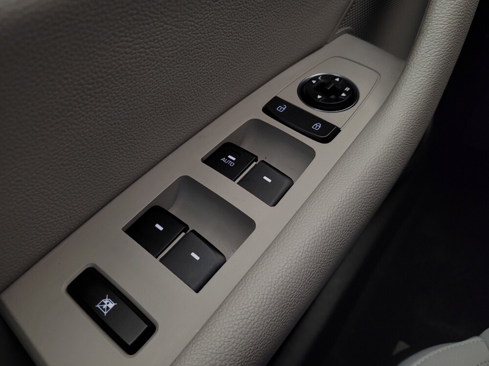 2017 Hyundai Sonata in Columbus, OH 43228 - 18095563 27