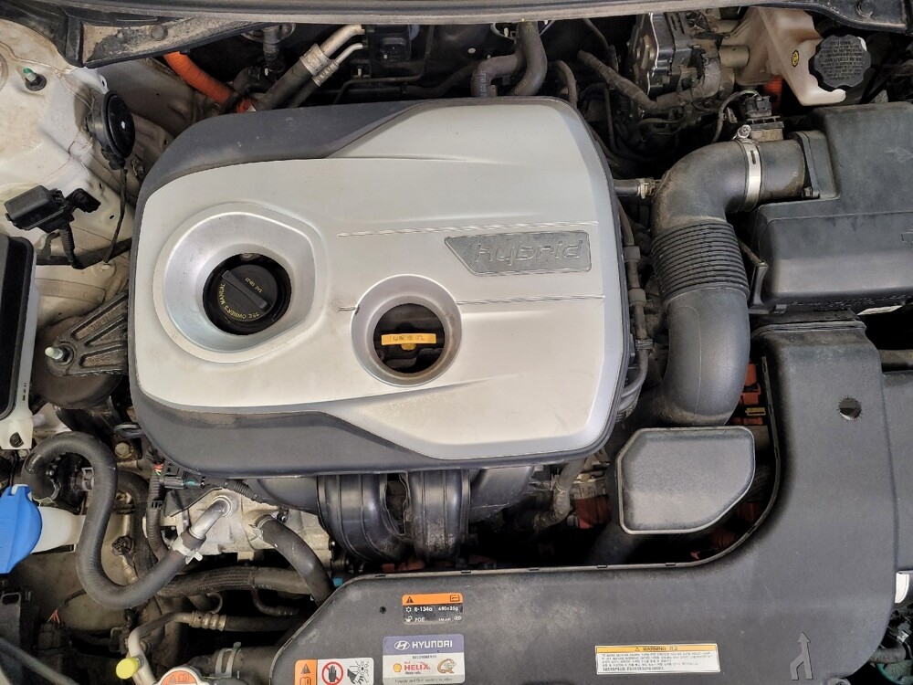 2017 Hyundai Sonata in Columbus, OH 43228 - 18095563 30