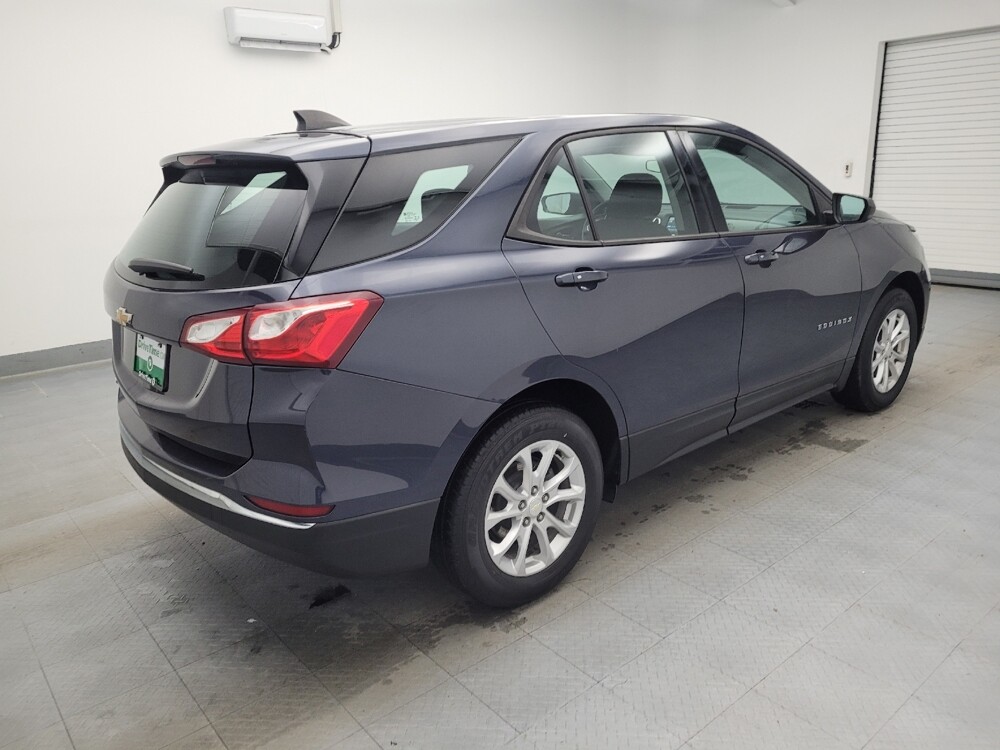 2018 Chevrolet Equinox in Miamisburg, OH 45342 - 18095564 10